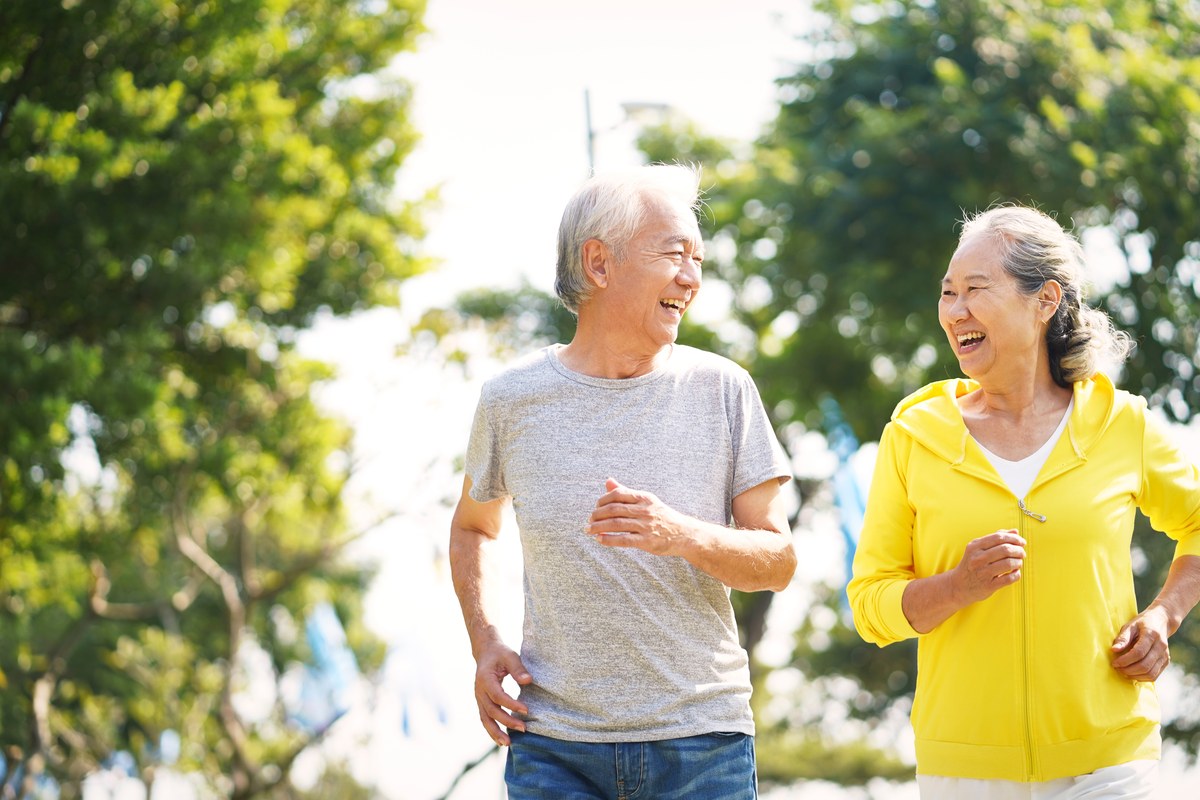 「もうこれ以上は良くなりません」と言われても。医学的な「6ヶ月の壁」の正体と、その先にある「筋肉の可能性」